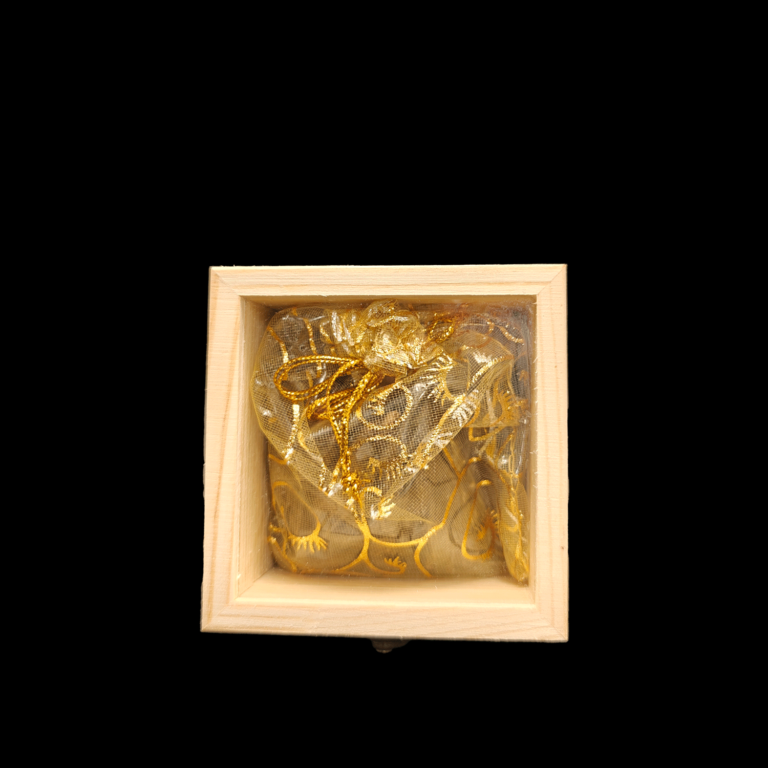 Auraiel Salma Oud HN3 AAA Grade Agarwood, 40 Grams Incense Wooden Box - Image 4