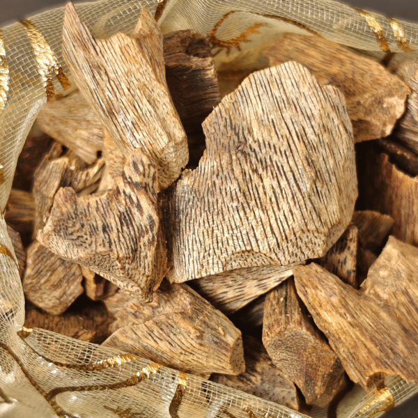 Auraiel Salma Oud PN1-3 Agarwood Incense Bukhor, First Grade Agarwood